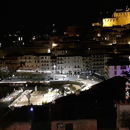 Appartamento Pilarella sotto casa trilocale vistamare al centro storico Porto Santo Stefano  Esterno foto