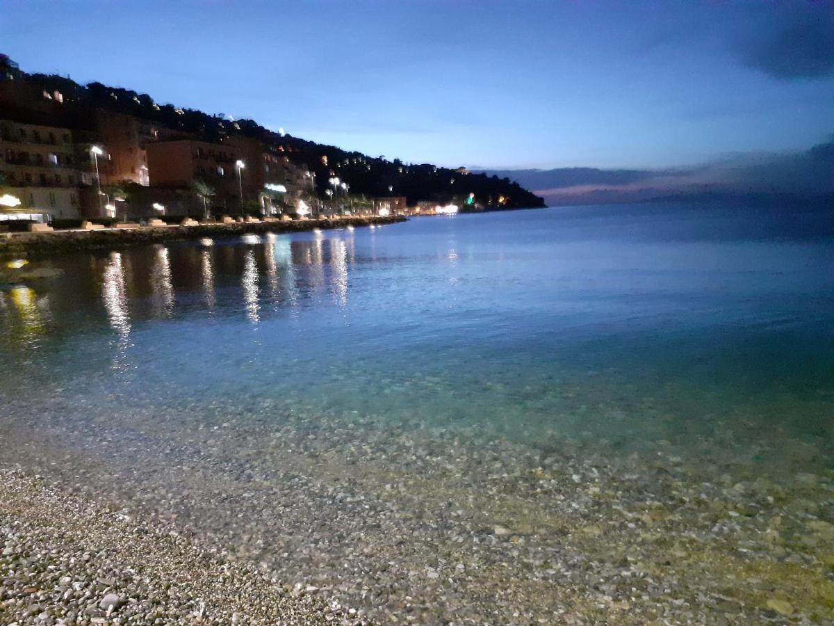 Appartamento Pilarella sotto casa trilocale vistamare al centro storico Porto Santo Stefano  Esterno foto
